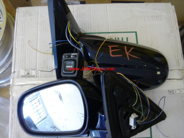 BD22001 - JDM EK9 2 door/hatch back power folding mirrors with switch. Fits 96-00 coupe and hatch back Civic.