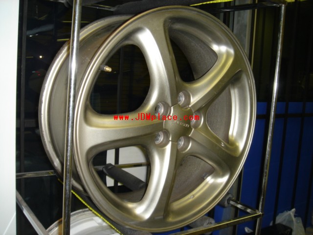 RI25003 - JDM BE/BH Legacy B4 17x7 5x100 +53 offset wheels in bronze colour, clears Subaru 4/2pot brakes.