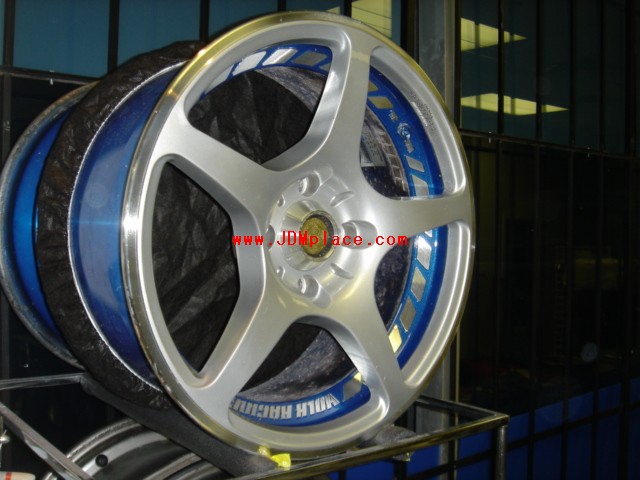 RI25007 - JDM Volk Racing F-Zero Challenge forged wheels in silver spokes with polish lip and blue inner lip. light weight, 17x8 +32 front and 17x9 +35 4x114.3, perfect for 4 lugs Nissan S13 240SX.
