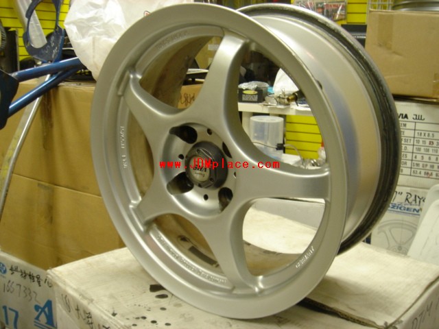 RI250013 - Rare German made DTM 5 spokes very light weight wheels in 15x6.5 4x100 bolt pattern +38 offset in silver. Fit all Honda with 4x100 bolt pattern.