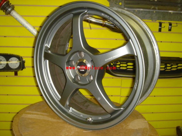 RI25004 - Rare JDM Enkei JS+M 17x7.5 5x100 +48 offset in matte gunmetal colour. Very lightweight, 15.5lbs each. Clears Subaru 4/2pot brakes, might clear brembos.