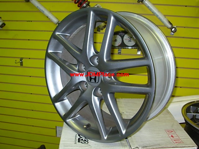 RI26004 - JDM Accord Euro R CL7 (TSX) 17x7 wheels in gunmetal colour 5x114.3 bolt pattern. Fits most 5 bolt Honda cars.