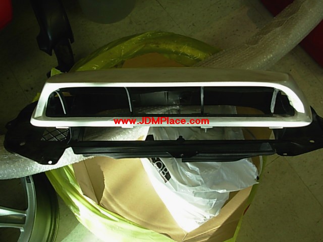 BD28003 - JDM STI Version 8 GDB Impreza (04-05 STI) large hood scoop with spliter, fits all 04-05 WRX.