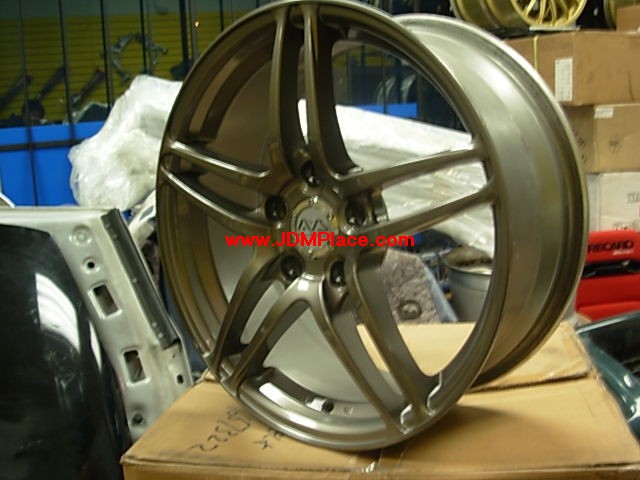 RI280011 - Advan AVS Model 5 wheels in 17x7 +45 offset 5x114.3 pattern in dark bronze colour, very lightweight.