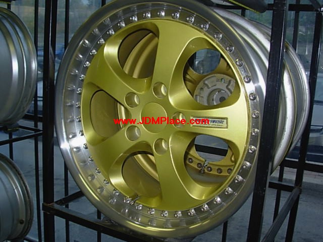 RI29008 - Rare JDM genuine RE Amemiya AW-7 staggered wheels, 17x8 +35 front and 17x9 +35 rear 5x114.3 in gold with deep polish lip.
