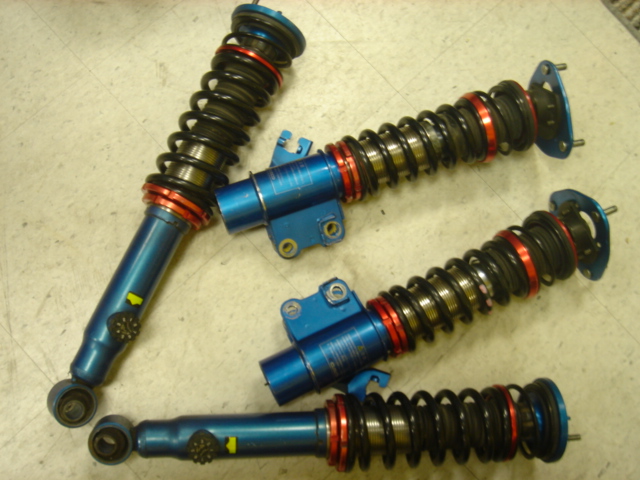 SU130002 - Cusco Comp2-S full height & dapmer adjustable coilovers set for Nissan S13 240SX.