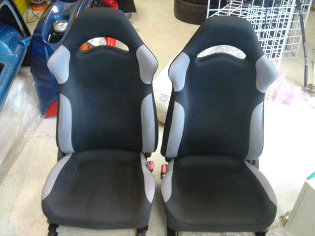 SE130001 - JDM Impreza WRX front seats, grey & black fits most Subaru models.