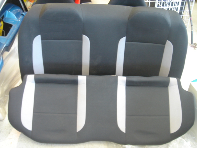 SE130002 - JDM GC8 Impreza WRX rear seats for 93-01 Impreza 4dr/2dr, black and grey.