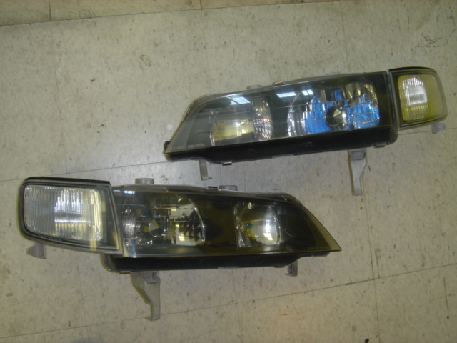 LI170005 - JDM Accord SIR 94-97 CD6 black housing headlights, 4 pieces set, comes with corners.