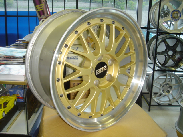 RI190003 - RARE! JDM BBS LM 18