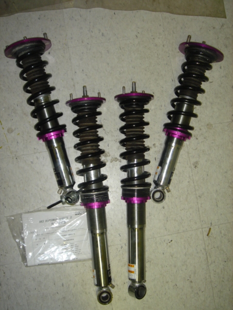SU190004 - JDM HKS HyperMax II 30 ways damper and height adjustable coilovers for Nissan R32 Skyline GTS-T.