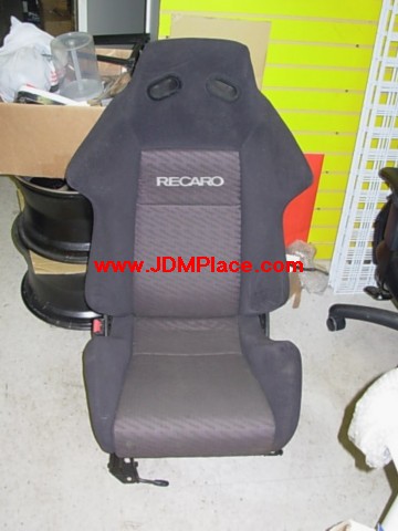 SE27002 - Genuine Recaro Sport reclinable seat, black with large white Recaro logo.