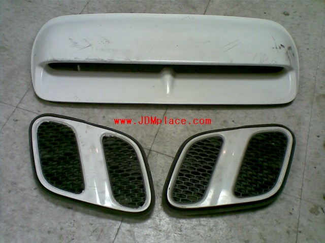 BD25006 - JDM STI Version 6 GC8 hood scoop and vents set, 3 pieces. Fits 98-01 with RS hood.